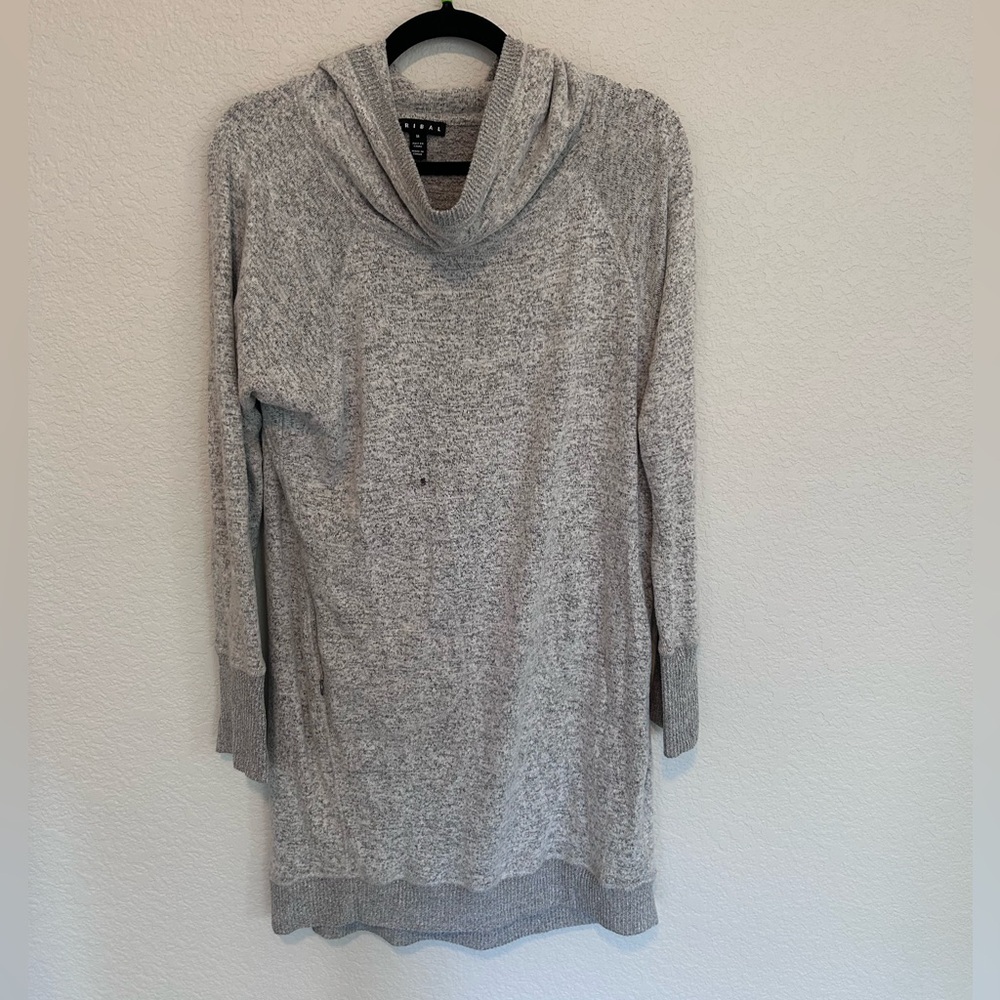 Tribal Gray Cozy Pullover Sweater Medium | Thumb Hole Sleeves Soft Lounge Layer